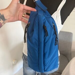 RAG & BONE Revival Sling Bag New York- Cerulean Blue Shoulder Bag Adjustable